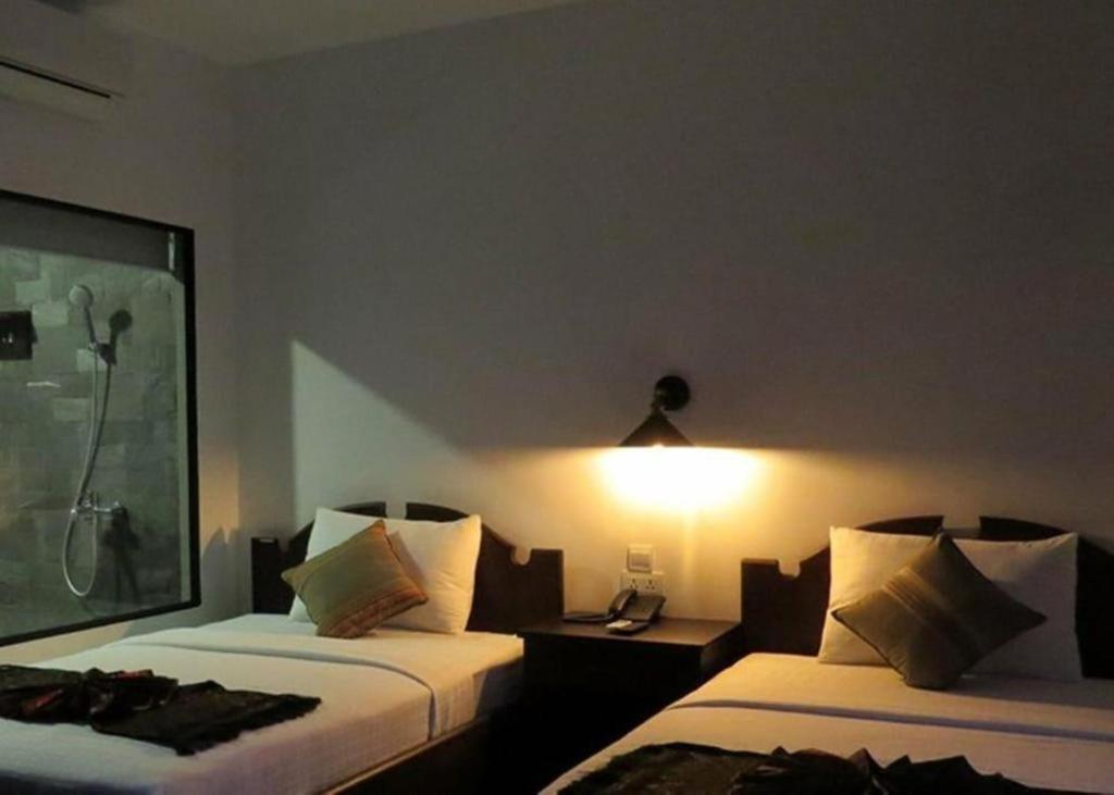 Yeak Loam Hotel Banlung Exterior foto
