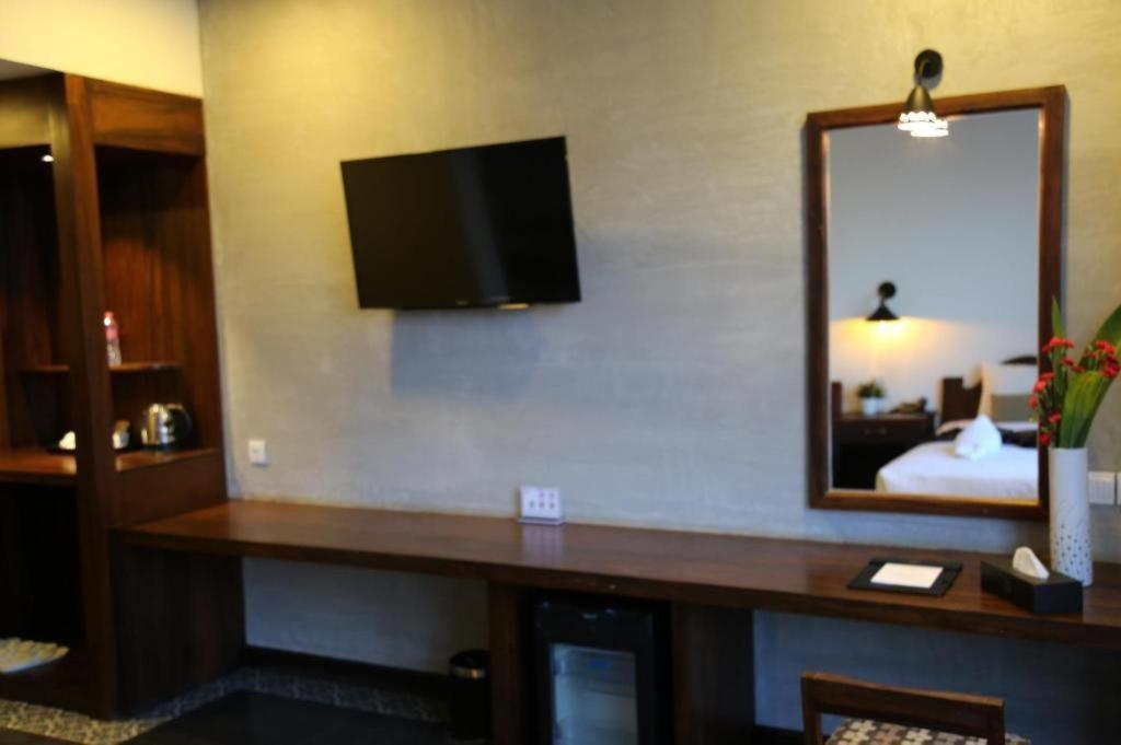 Yeak Loam Hotel Banlung Exterior foto