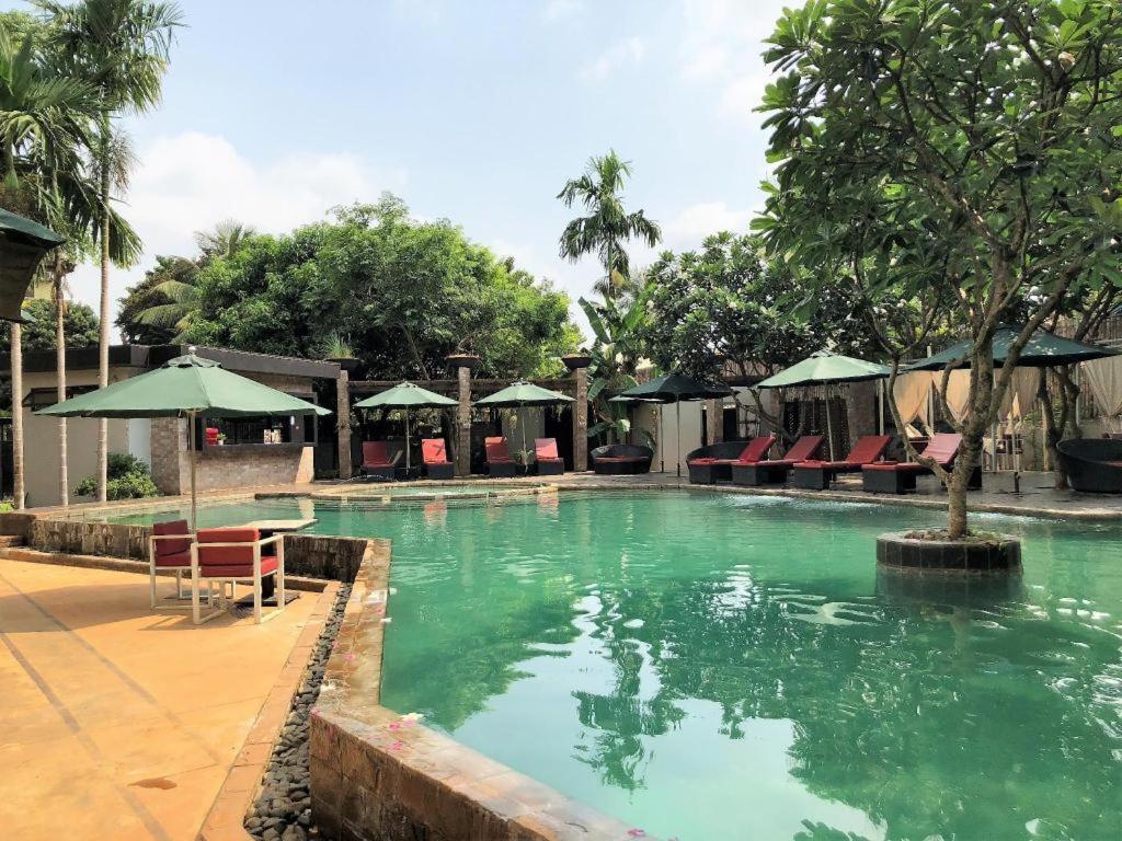 Yeak Loam Hotel Banlung Exterior foto